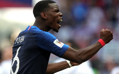 四喜娱乐动态-马赫雷斯禁区混战中抽射破门